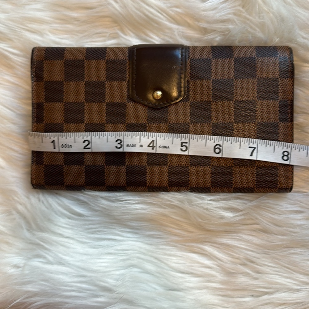Louis Vuitton Damier Gold Closure Leather Trim Wallet - Picture 3 of 7